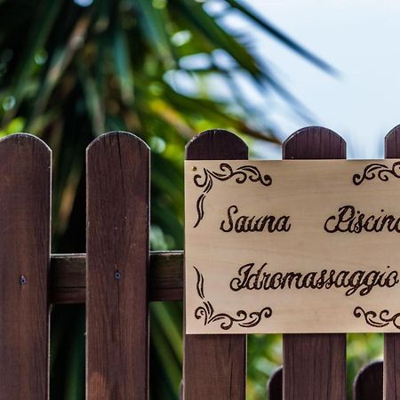 Casa Vacanza Spirito Libero Pianello  外观 照片