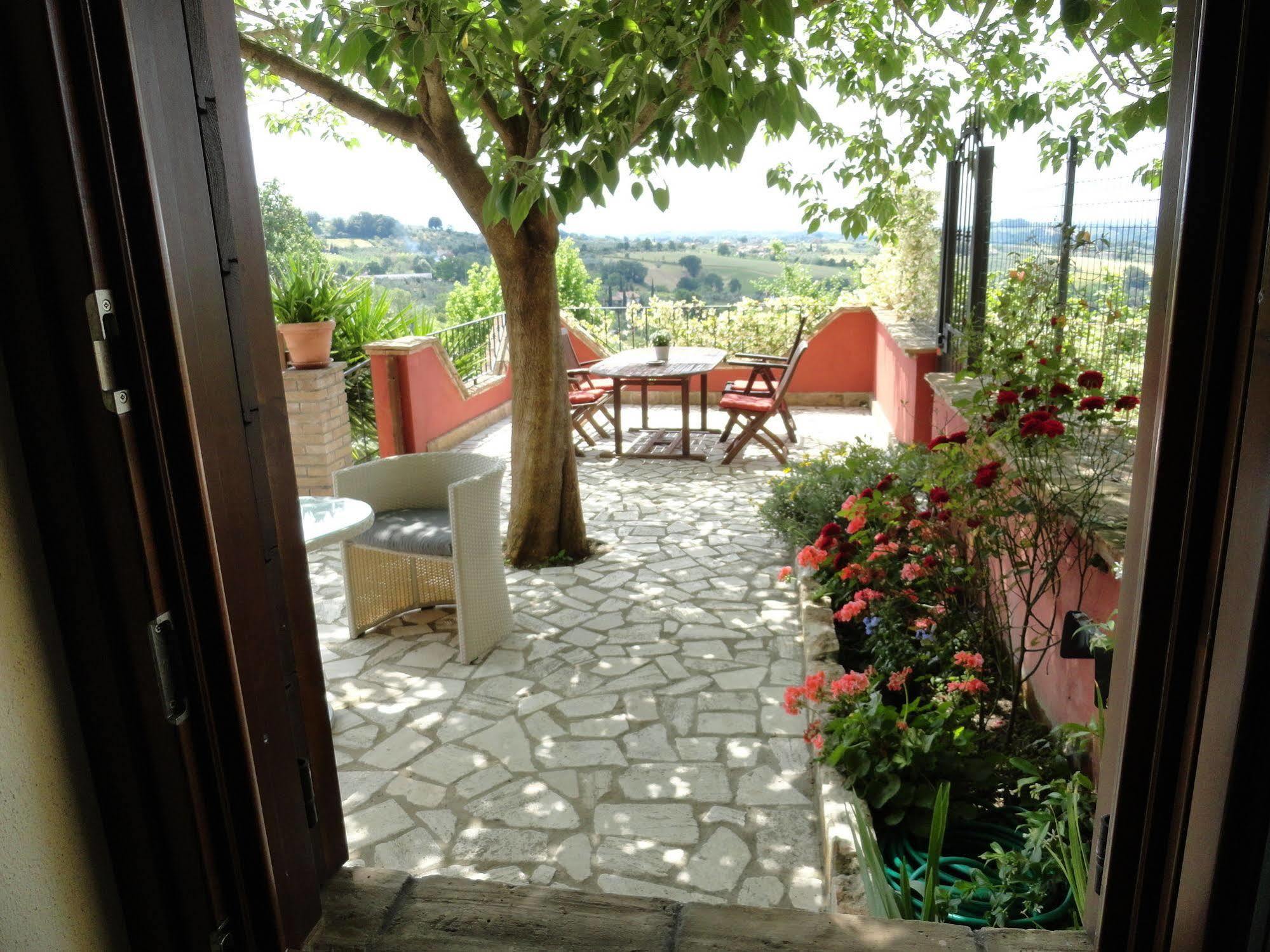 Casa Vacanza Spirito Libero Pianello  外观 照片