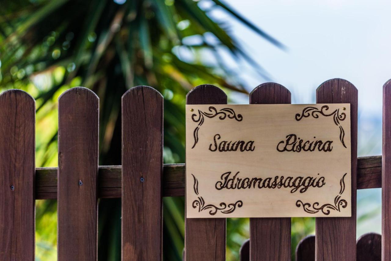 Casa Vacanza Spirito Libero Pianello  外观 照片